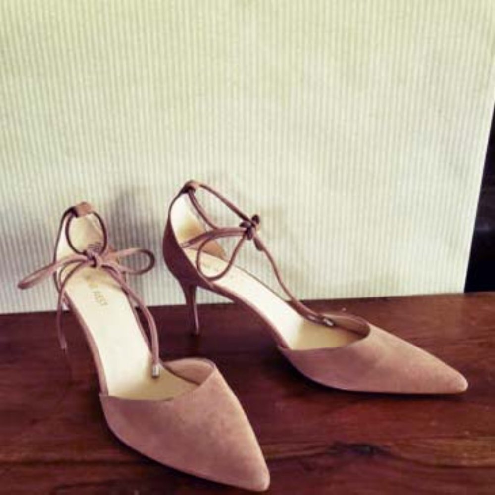 Nine West Mahmud Tan Ankle Tie Suede Pumps Size 10B